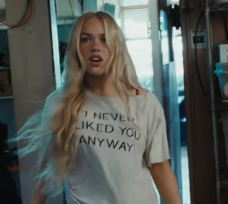 Freya Skye VIP tour merchandise pack