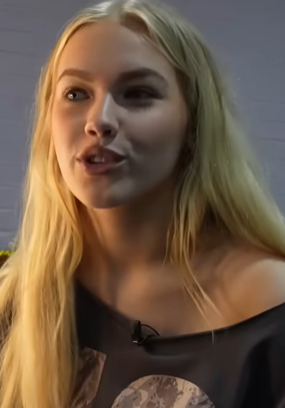 How Freya Skye Makes Her Money
